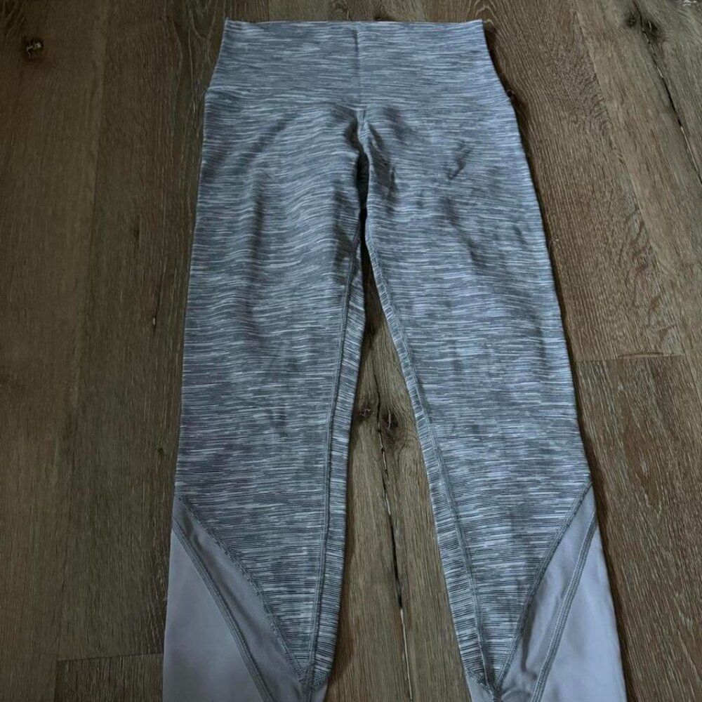 Lululemon Wunder Under Crop II Scallop Edge Wee‎ Are From Space Silver Gray Sz 4